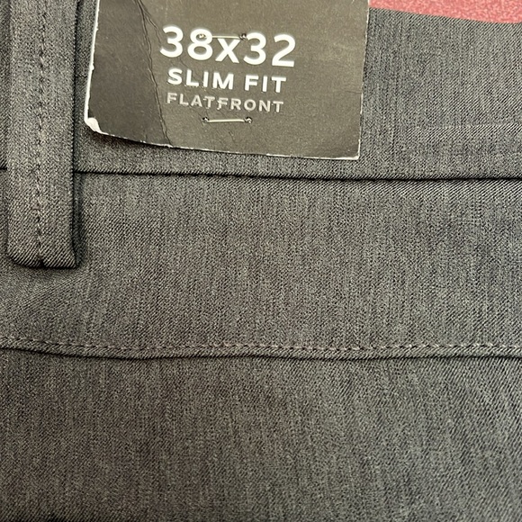 Van Heusen tech pants. Stretch. Slim fit. Flat front. Five pocket. NWT! SZ 38x32 - Picture 6 of 9